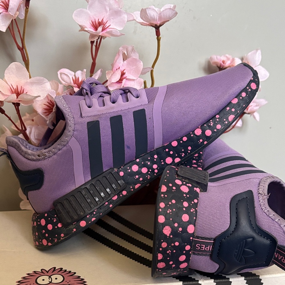 Adidas x Kevin Lyons NMD\_R1 J 'Monster - Picture 6 of 11